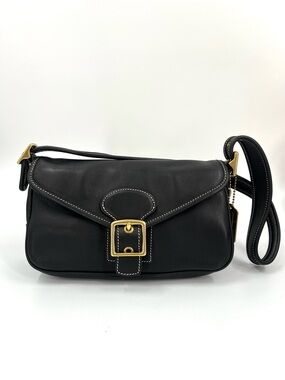 Vintage Coach Soho Shoulder Bag Model 9127 in Black Leather Contrast Stitching